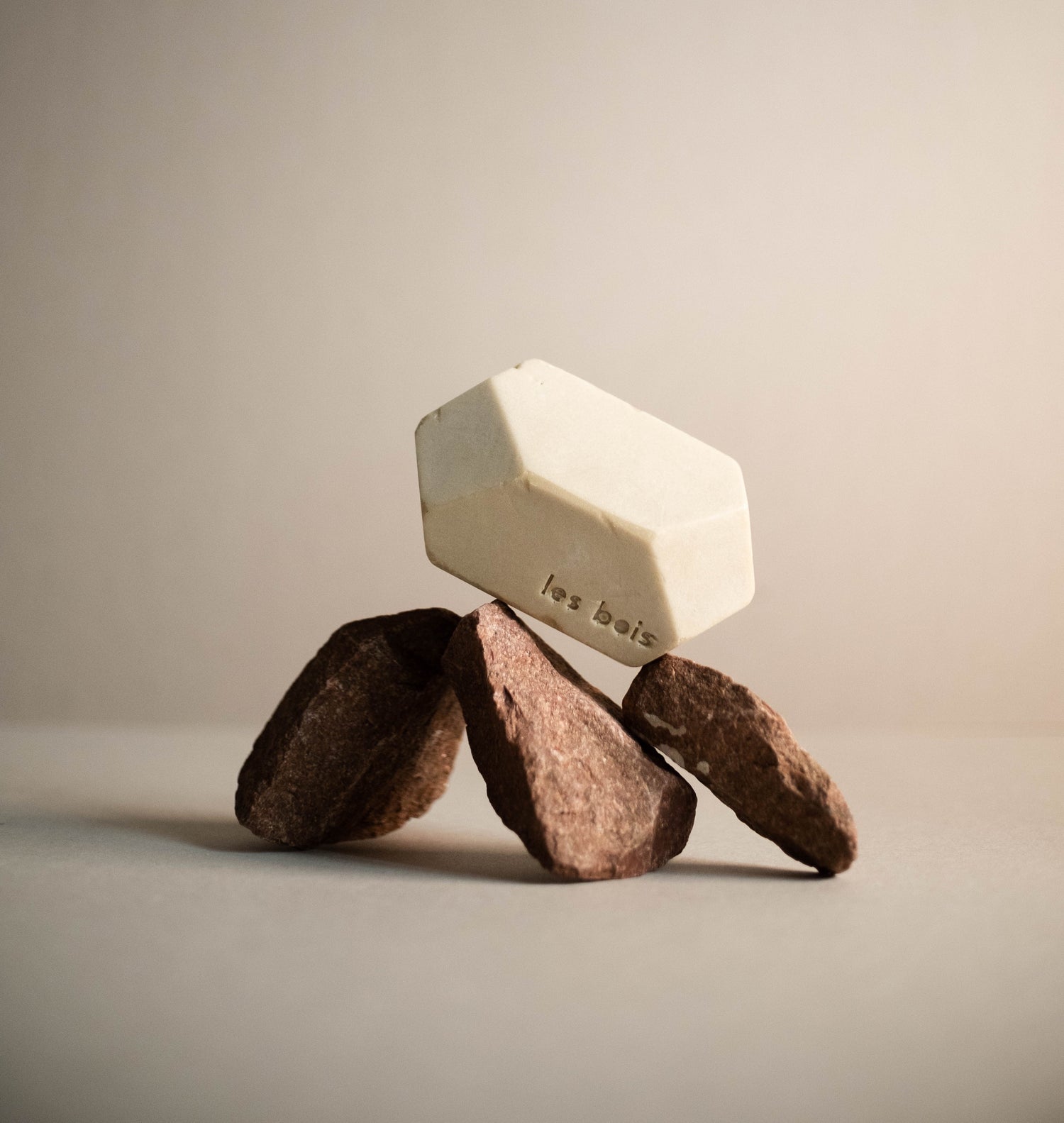 OFFRES DU MOMENT : NE RATEZ PAS NOTRE SÉLECTION DE PRODUITS ET COSMÉTIQUES NATURELS A PRIX DOUX !